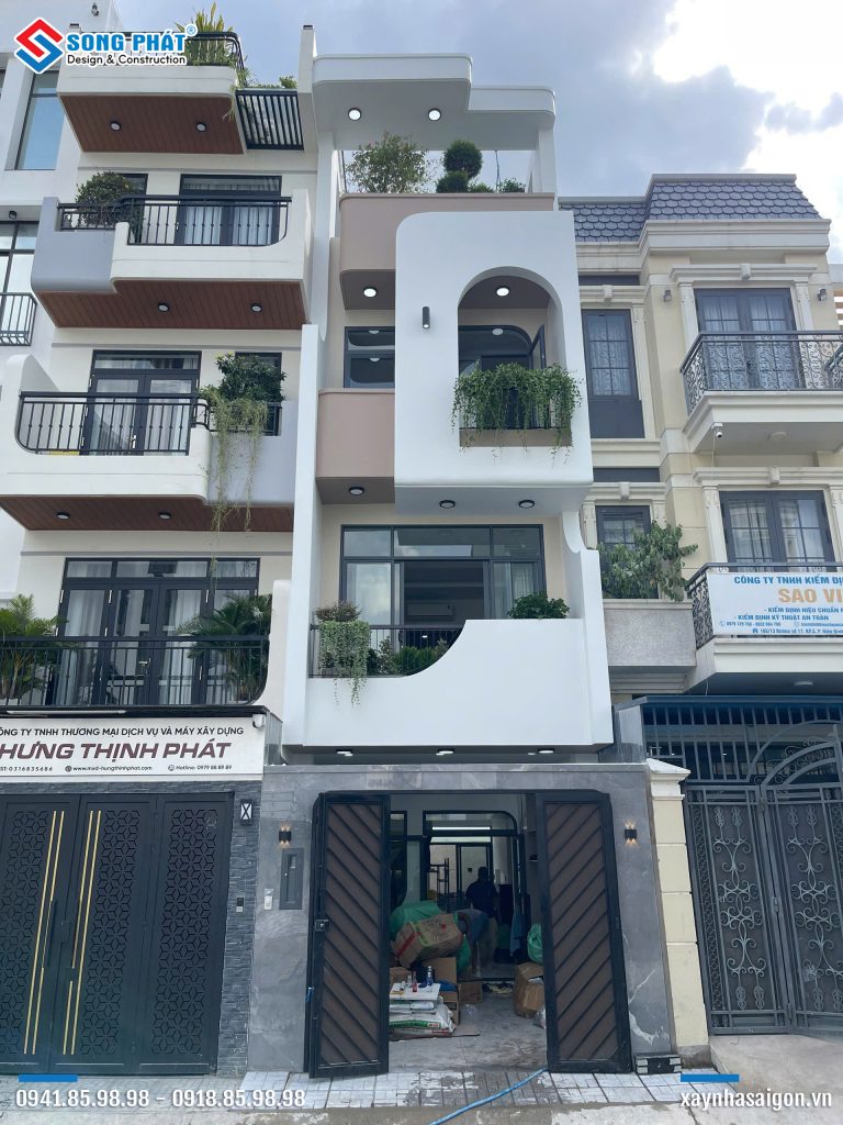 Mặt tiền nhà chị Thương hoàn thiện, chờ bàn giao