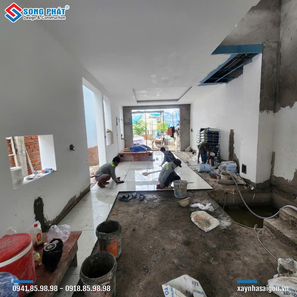 06/09 Ốp gạch nền trệt