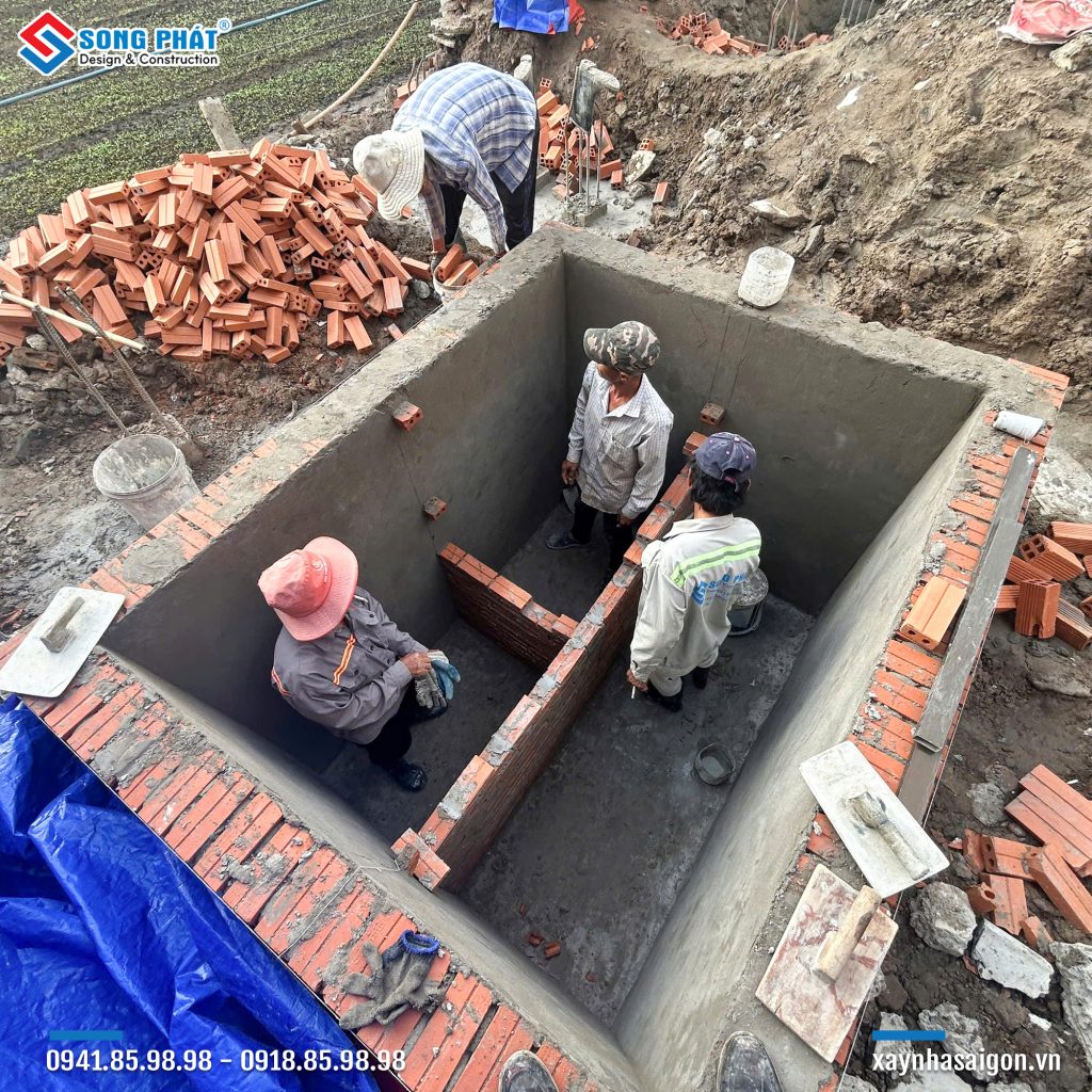 20/10 Xây tô hầm tự hoại 