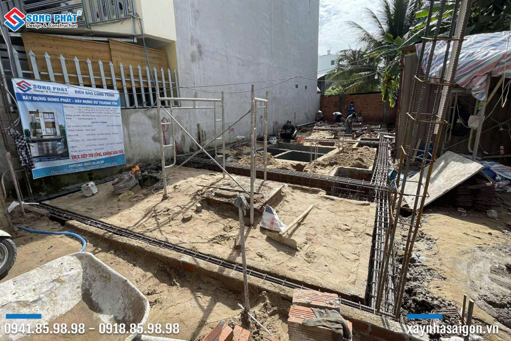 30/10 Hoàn thiện đi thép giằng móng