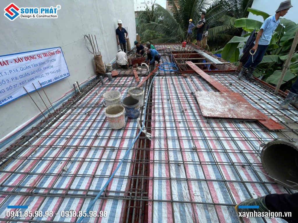 15/11 Hoàn thành đi thép sàn lầu 1