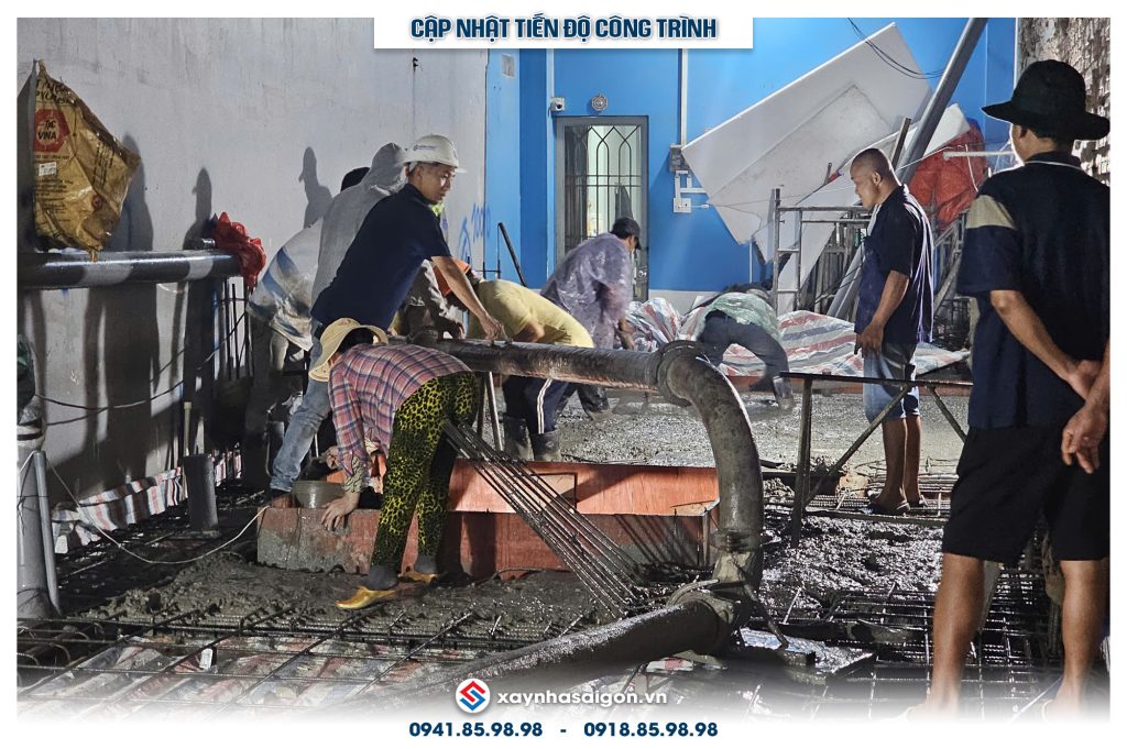 29/09 tiến hành đổ bê tông móng - sàn trệt