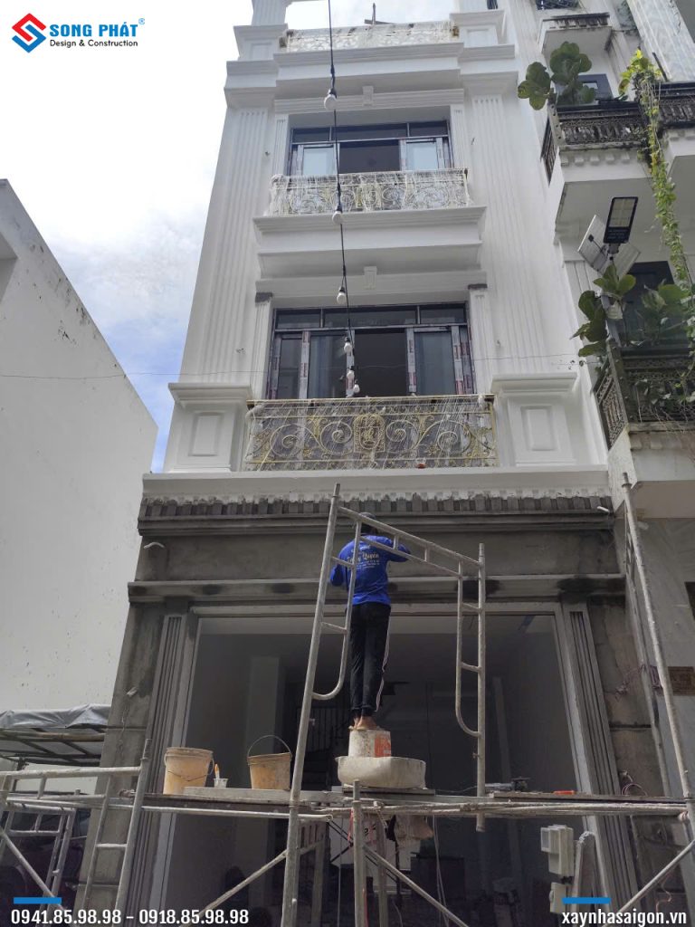 22/09 Đắp chỉ mặt tiền 
