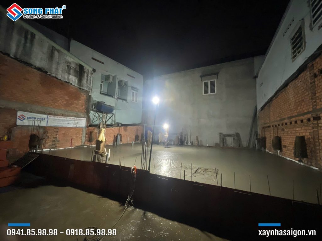 29/10 Hoàn thiện đổ bê tông sàn trệt