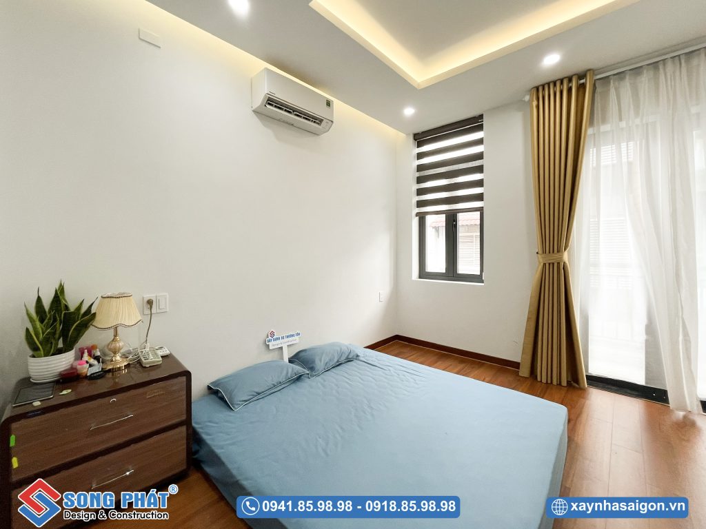 Phòng ngủ với thiết kế đơn giản 