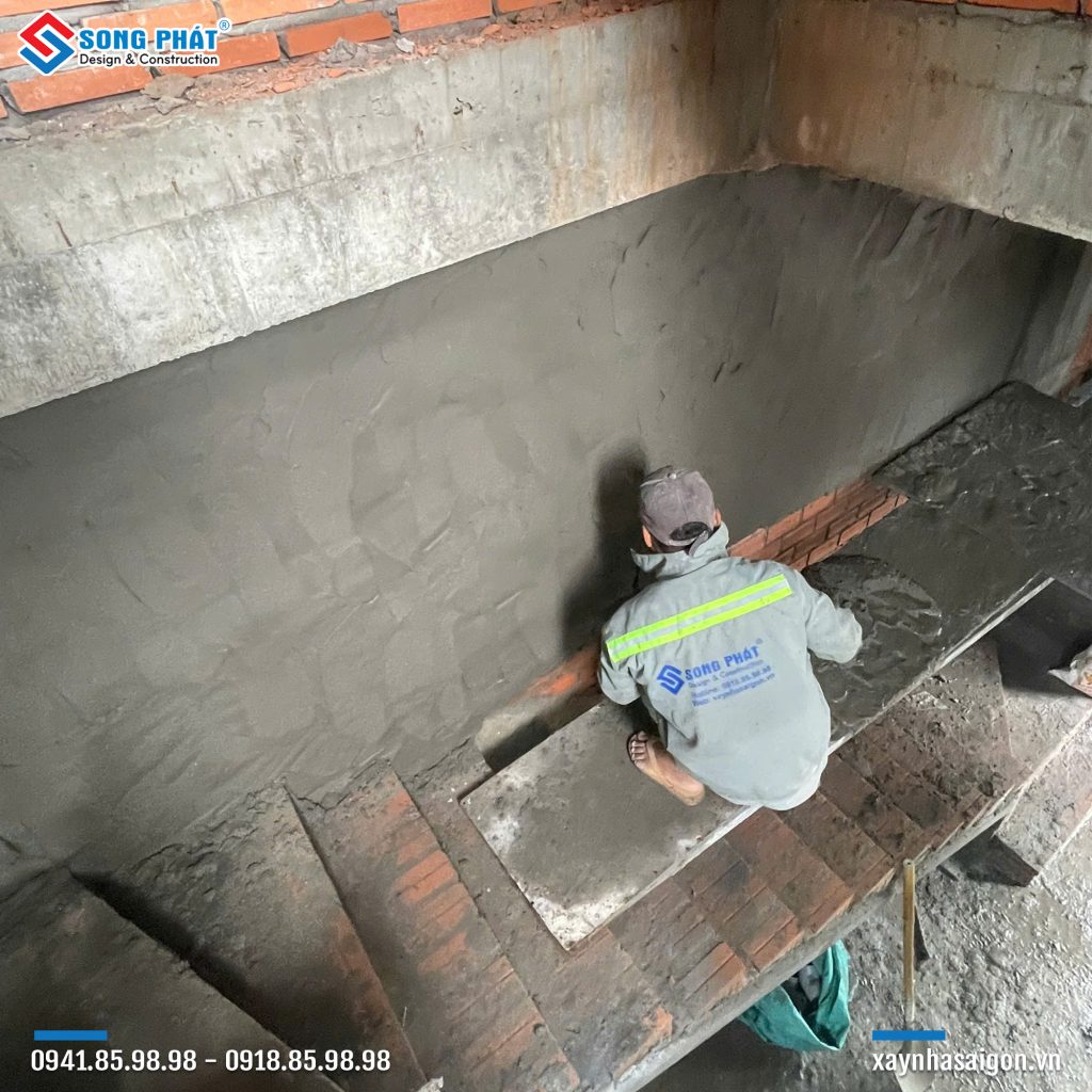 04/11 Thi công tô tường lầu 2