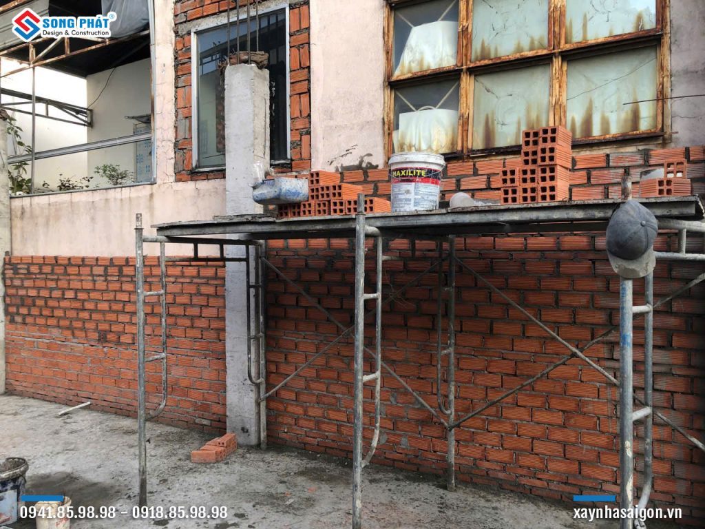 22/01 Xây tường bao lầu 2