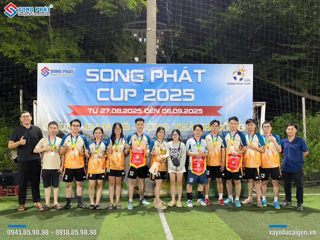 Về nhì là team văn phòng K2FC