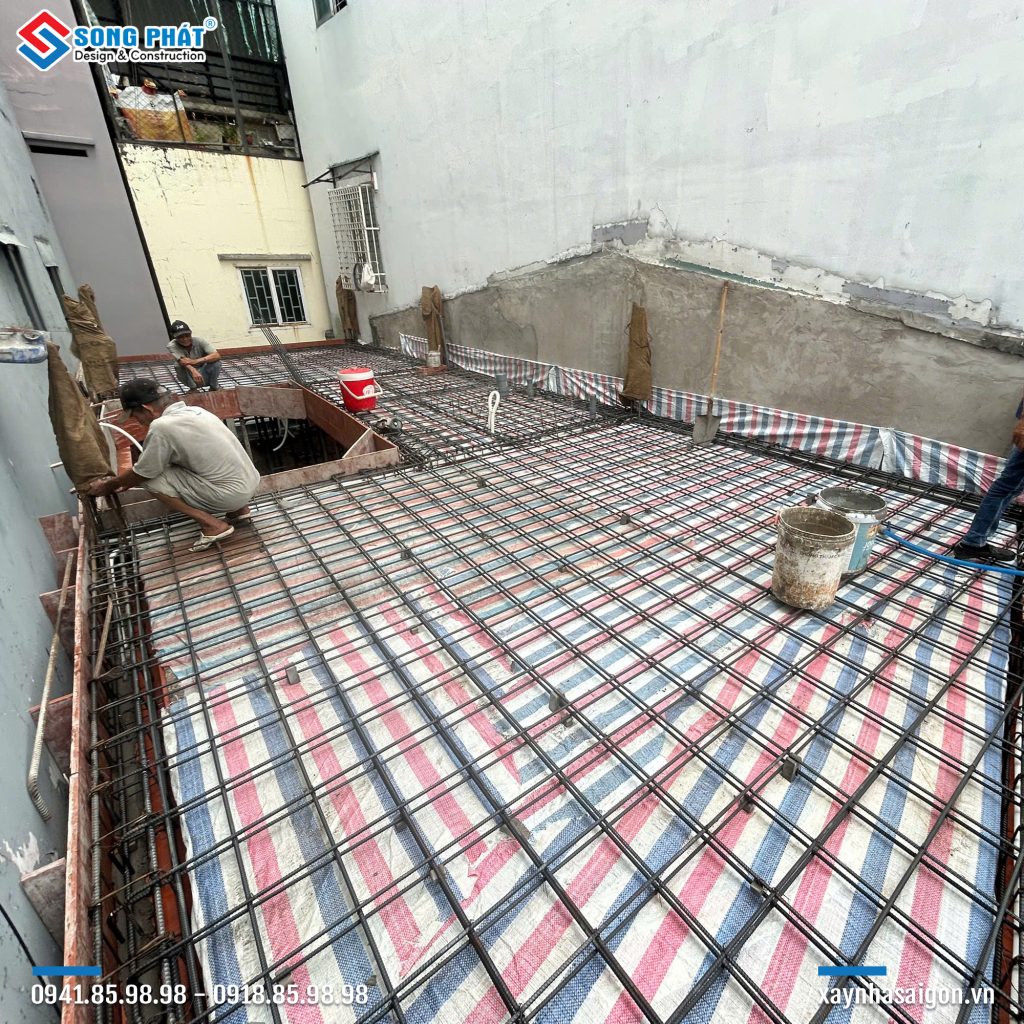 29/12 Hoàn thiện đi thép sàn lầu 2
