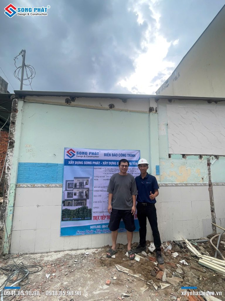 CĐT và kỹ sư Song Phát trong buổi khởi công công trình