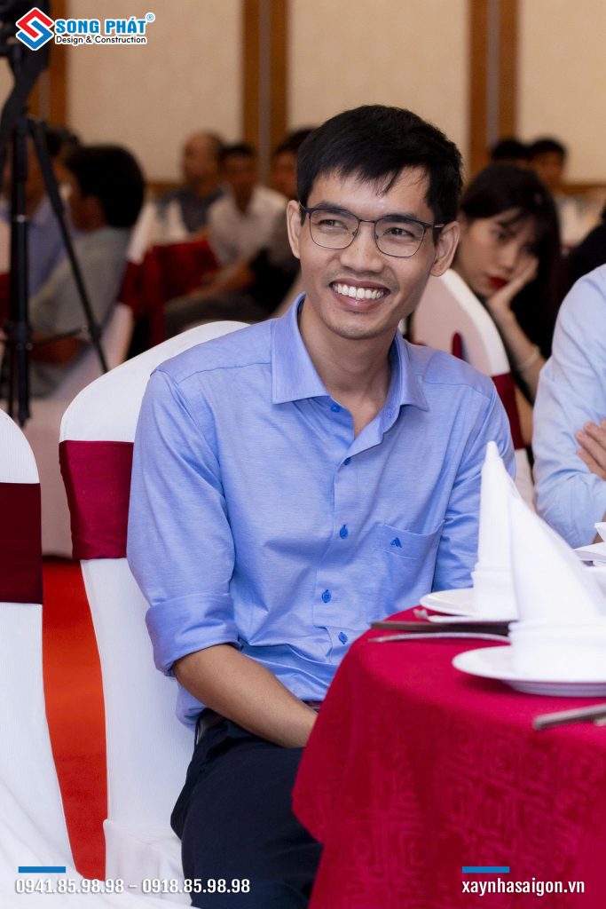 Một “trái tim nóng” trong anh – nơi con người và tập thể được đặt lên hàng đầu.