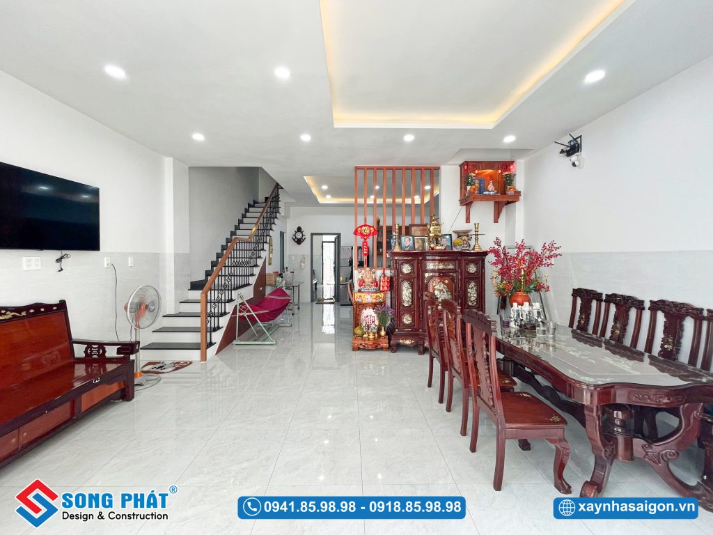Không gian tầng trệt rộng rãi