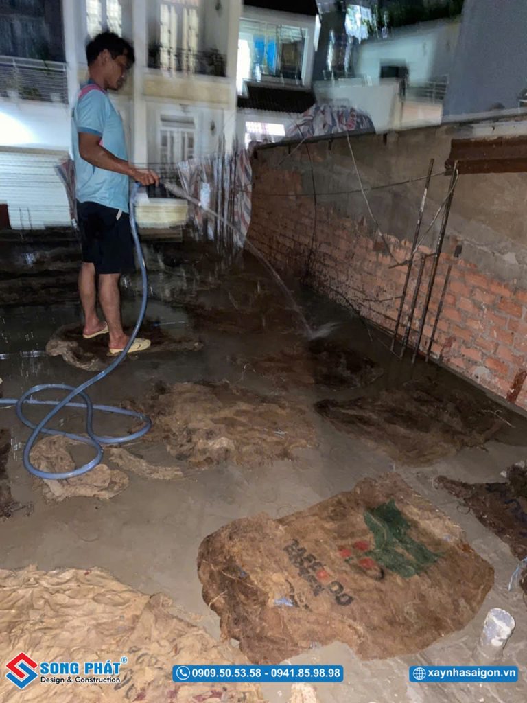 Bao che tưới ẩm bảo dưỡng bê tông sàn