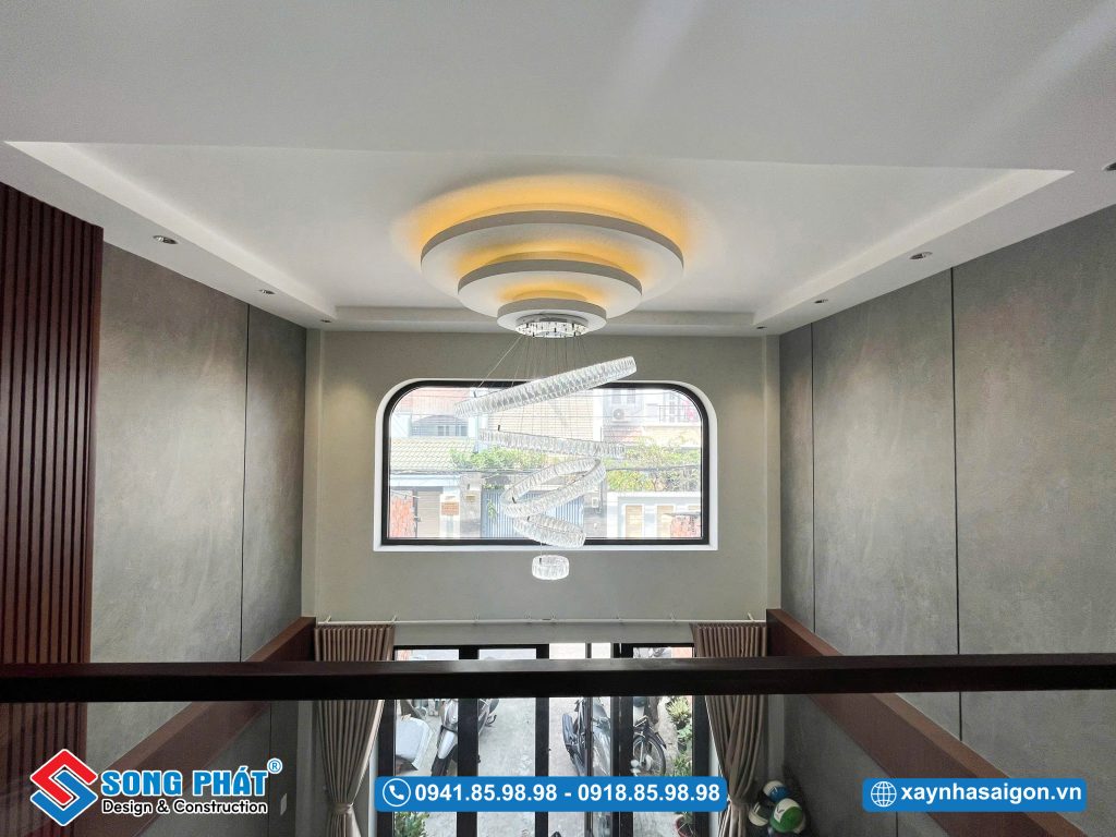 Khoảng thông tầng mang đến cái nhìn thoáng đạt cho tổng thể không gian tầng trệt