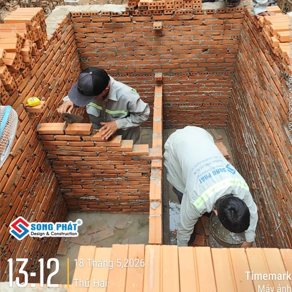 18/05 Thi công hầm tự hoại