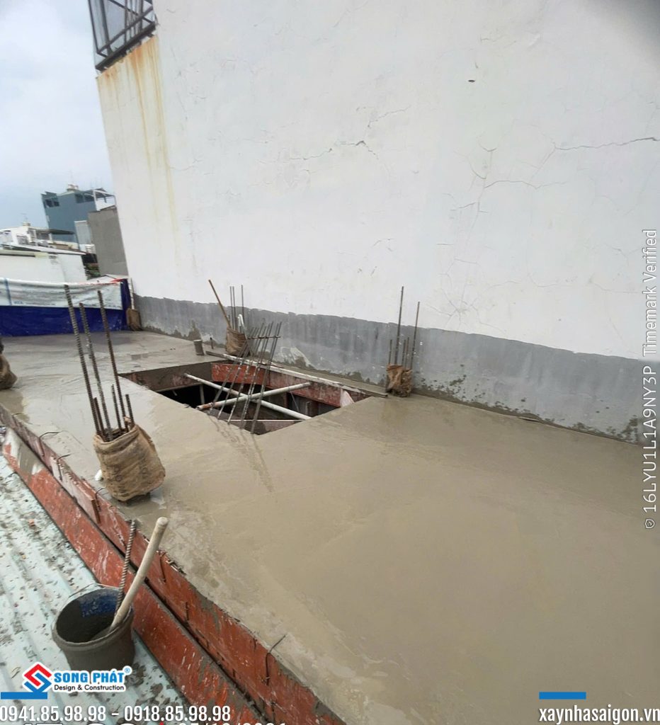 5/10 đổ bê tông dầm sàn lầu 2.