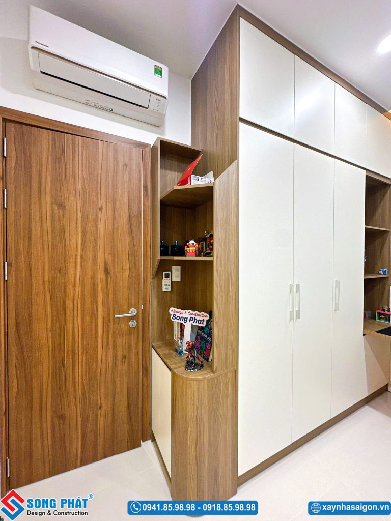 Tủ kịch trần lưu trữ thông minh, xóa bỏ khoảng trống bụi bẩn bên trên.