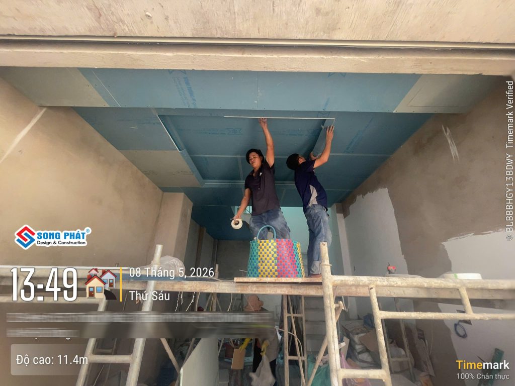 08/05 Thi công trần thạch cao 