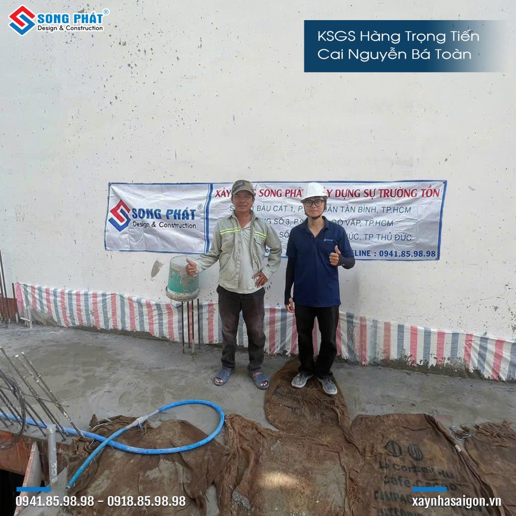 Đội ngũ Song Phát nghiệm thu thép sàn, giám sát quá trình đổ bê tông