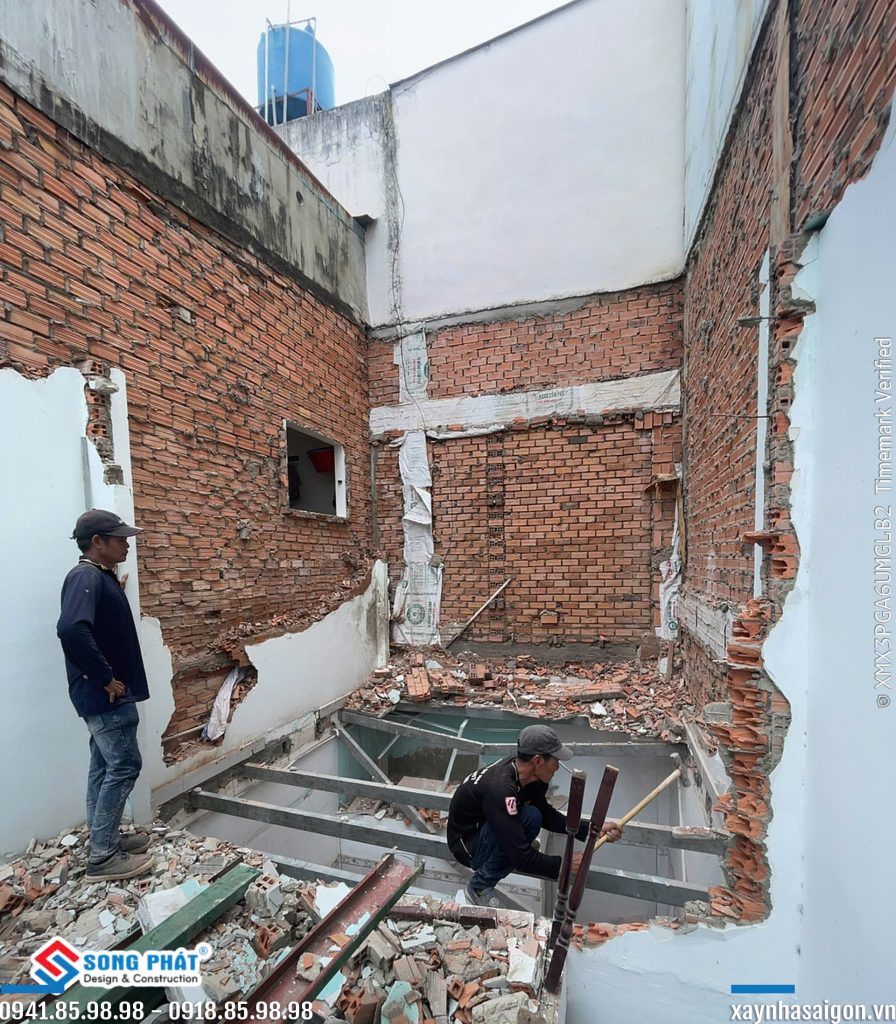 13/09 phá bỏ nhà cũ.