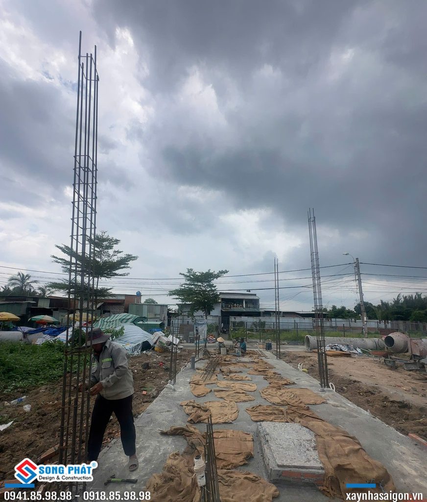 Công tác bảo dưỡng bê tông.