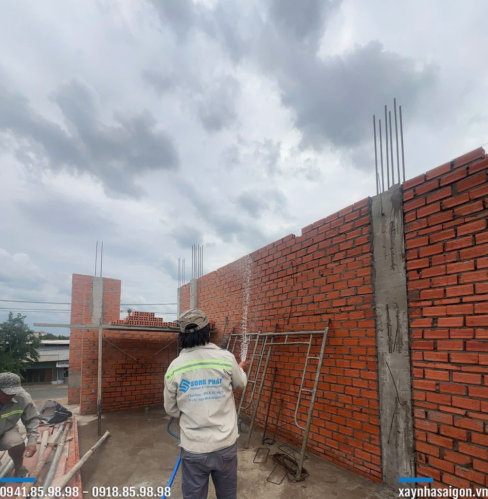 16/09 xây tường bao lầu 1.
