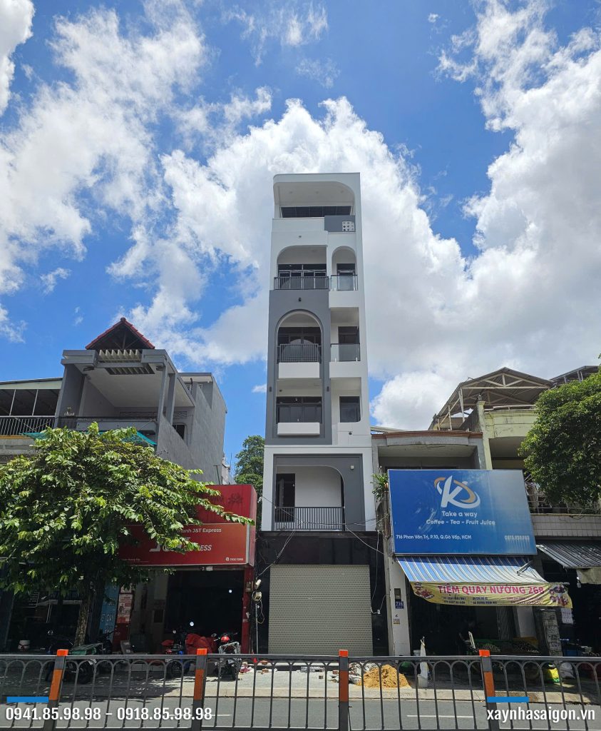 Mặt tiền công trình cô Trinh tháng 08/2026.