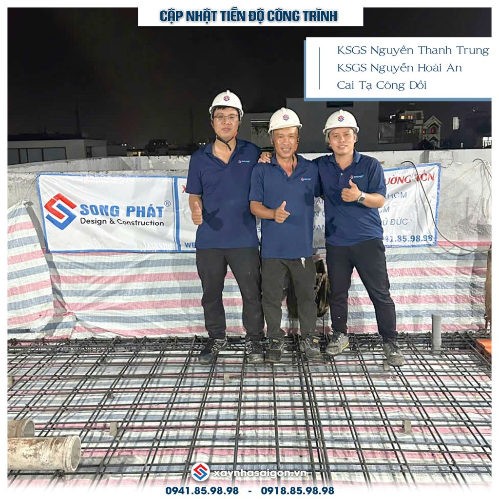 Đội ngũ Song Phát nghiệm thu thép sàn, giám sát quá trình đổ bê tông.