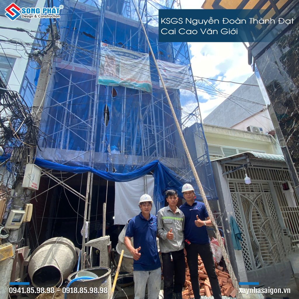 Đội ngũ Song Phát nghiệm thu thép sàn, giám sát quá trình đổ bê tông.