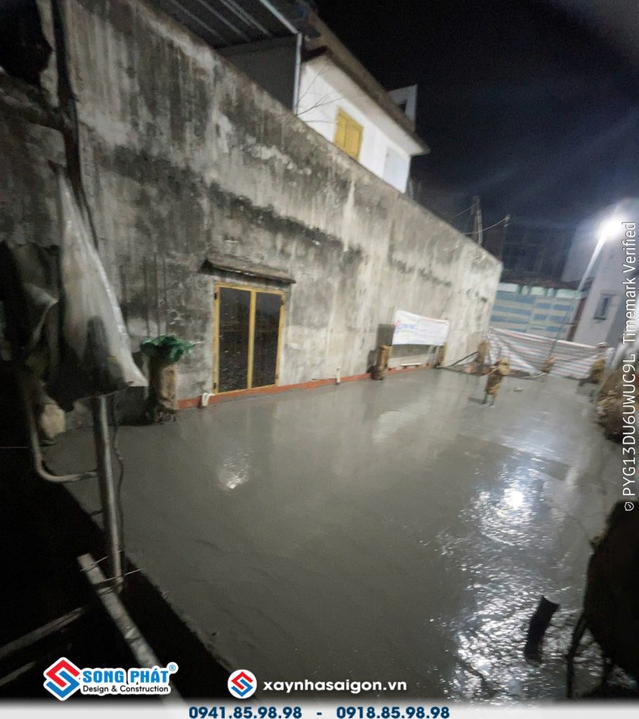 5/9 đổ bê tông dầm sàn lầu 2.