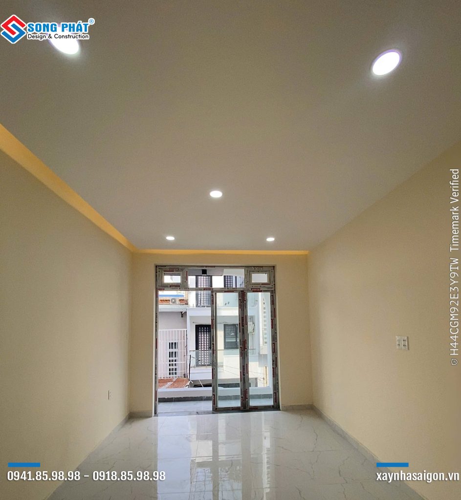 27/05 lắp đặt các thiết bị.