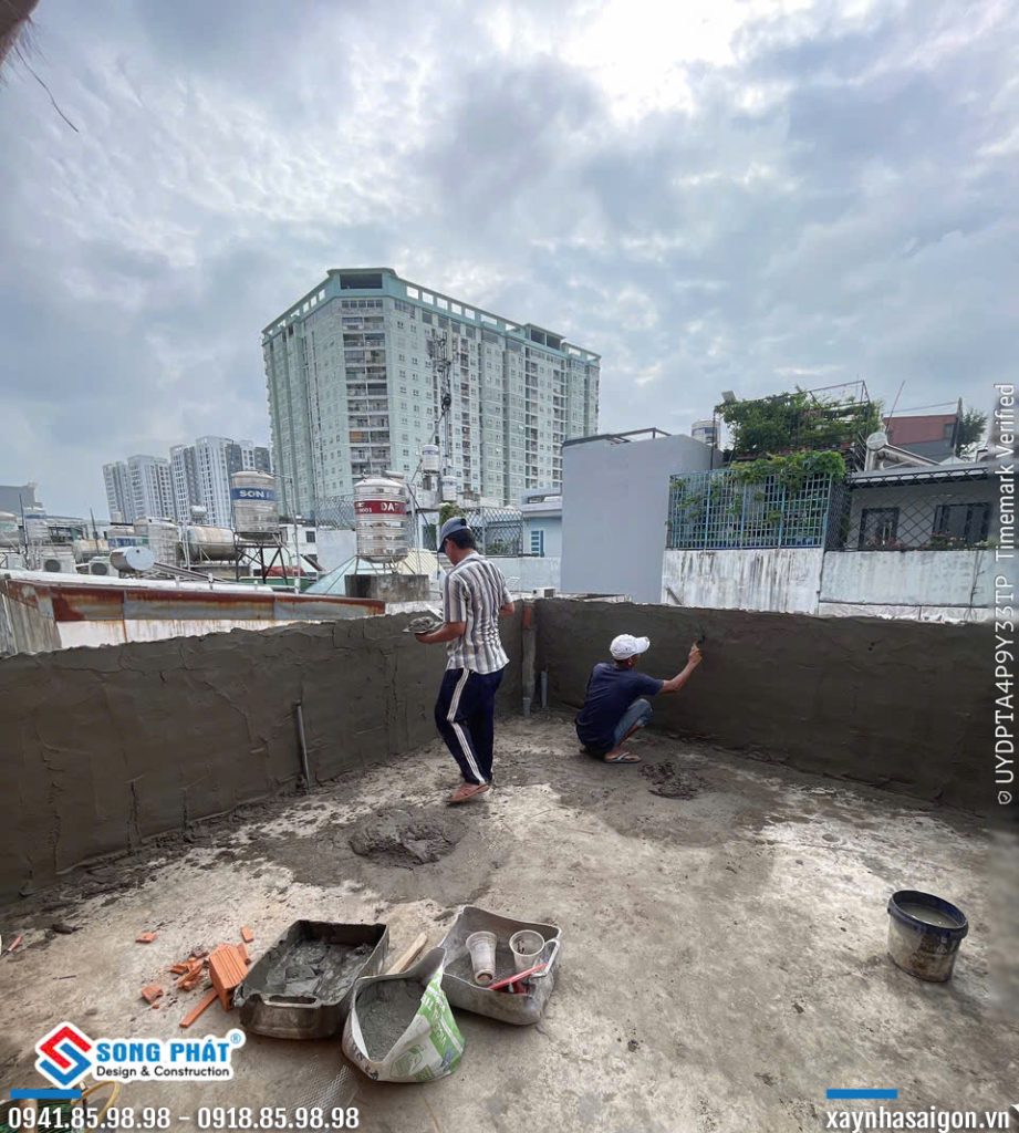 01/06 tô tường sân thượng.
