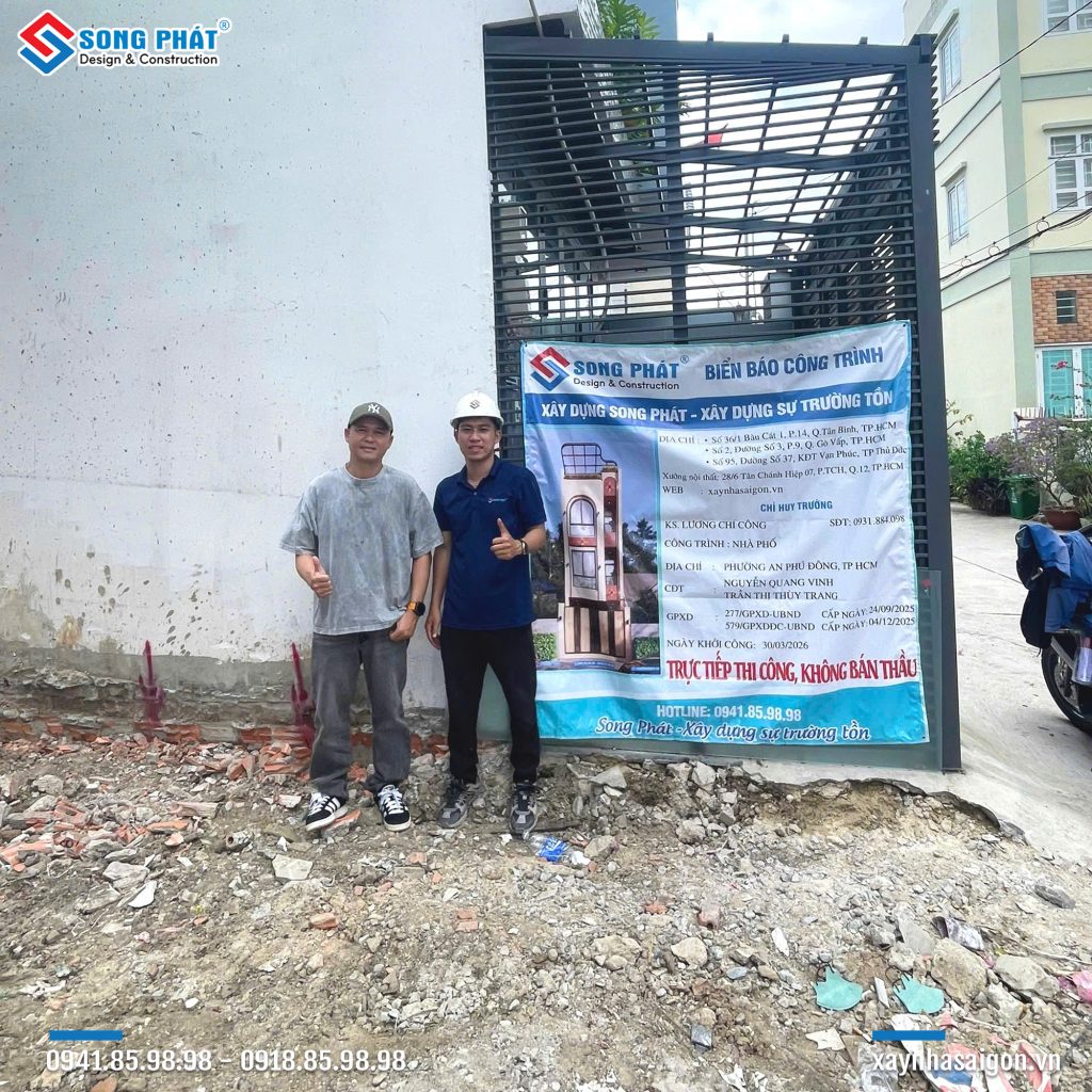 CĐT Anh Vinh cùng CHT Song Phát trong buổi khởi công công trình