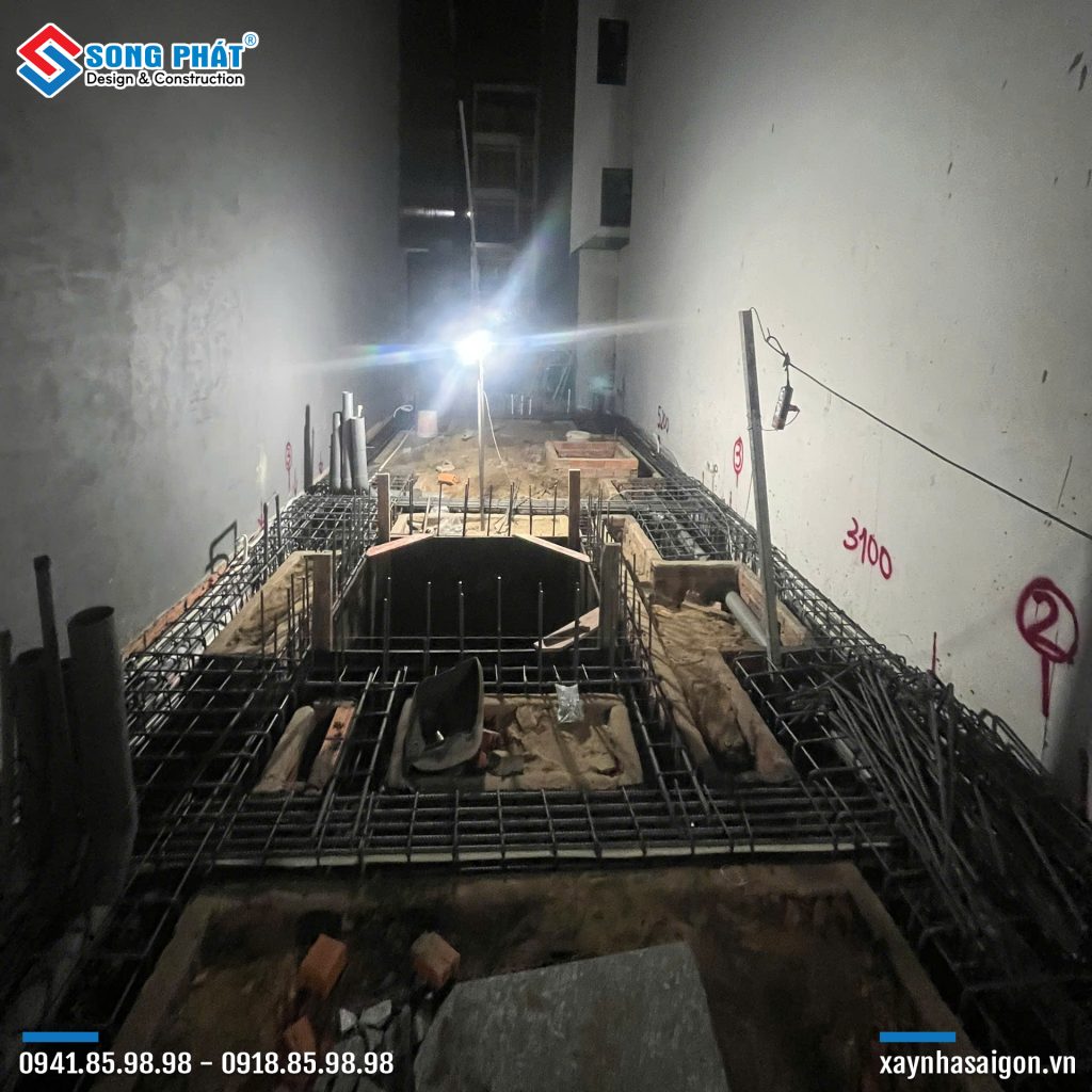 02/04, hoàn thiến đi thép giằng móng