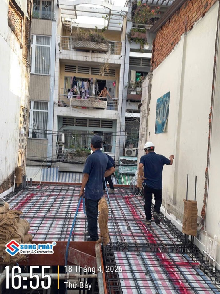 18/04 Hoàn thiện đi thép sàn lầu 1