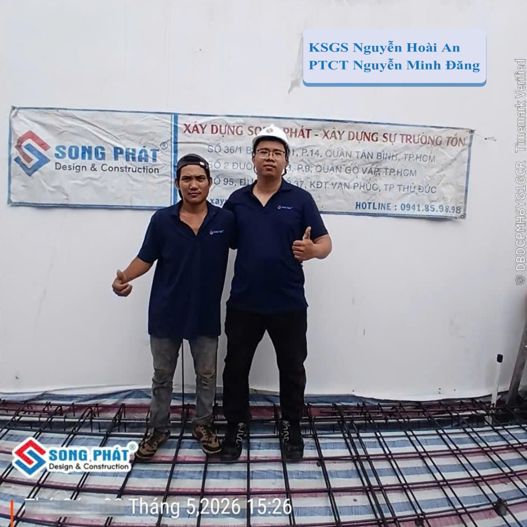 Đội ngũ Song Phát nghiệm thu thép sàn giám sát quá trình đổ bê tông