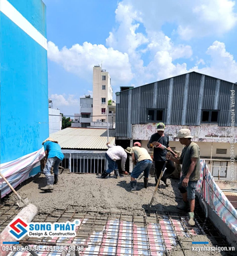 14/06 đổ bê tông dầm sàn lầu 2.