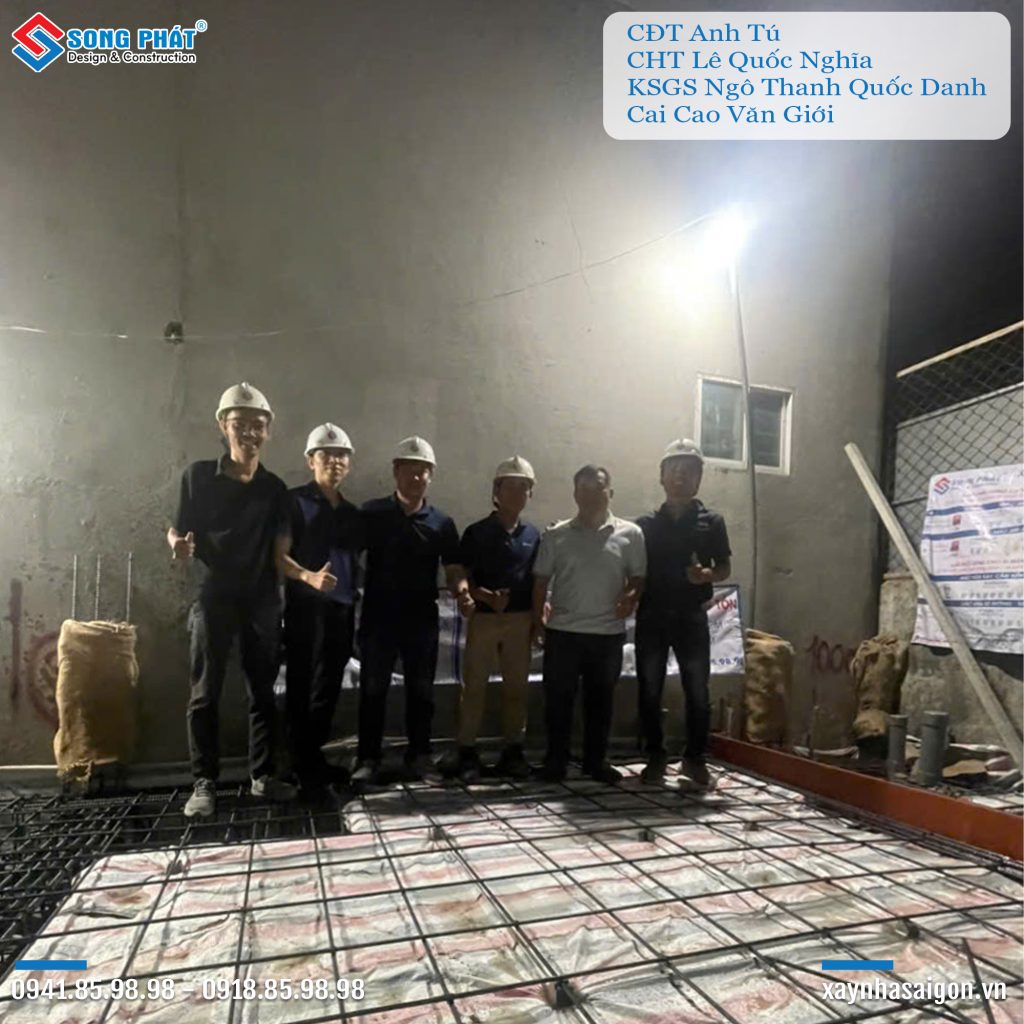 Đội ngũ Song Phát nghiệm thu thép sàn, giám sát quá trình đổ bê tông