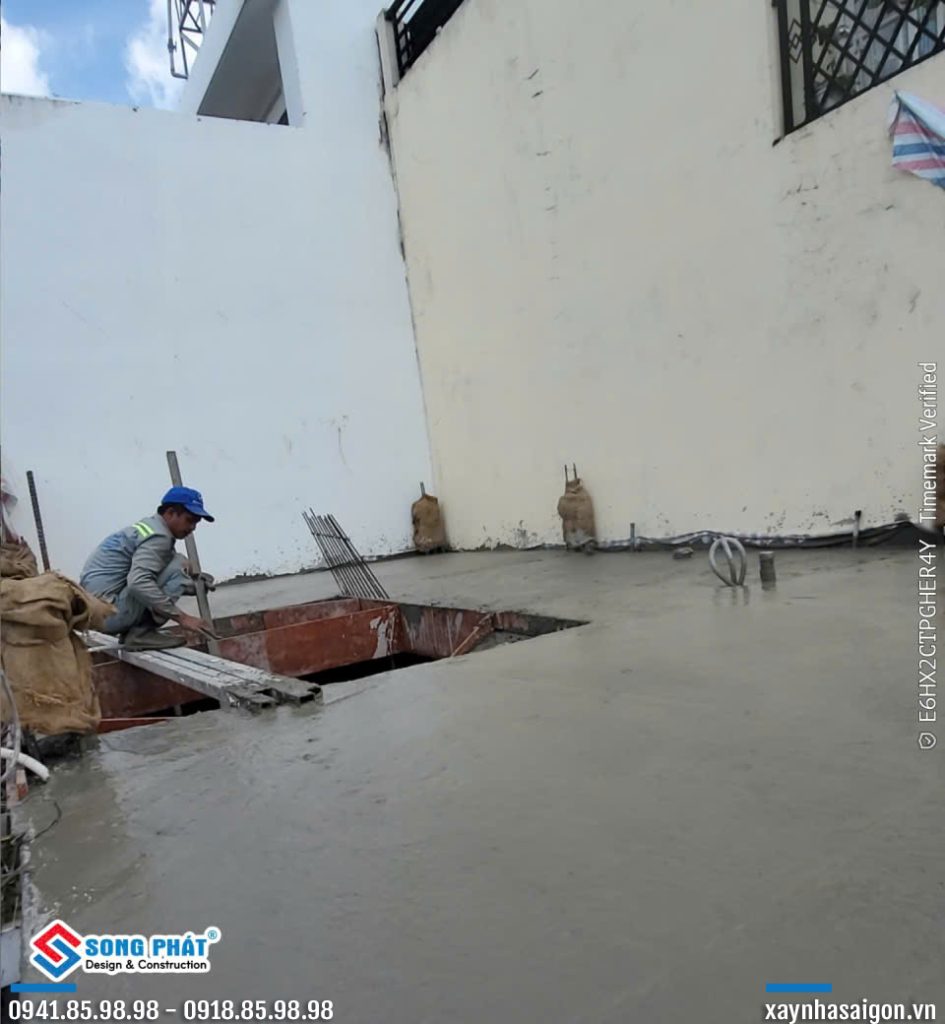 24/06 đổ bê tông lầu 2.