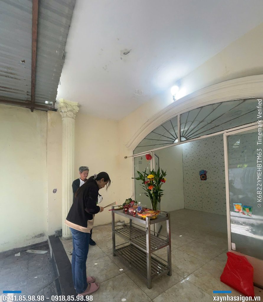 Lễ cúng động thổ công trình.