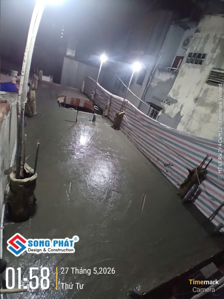 27/05 Hoàn thiệnđổ bê tông sàn lầu 2