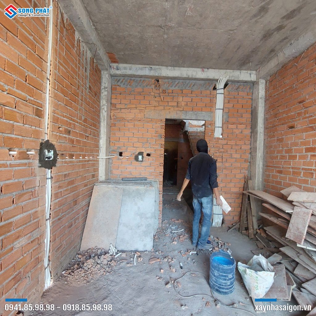 03/03 Thi công ME âm tường