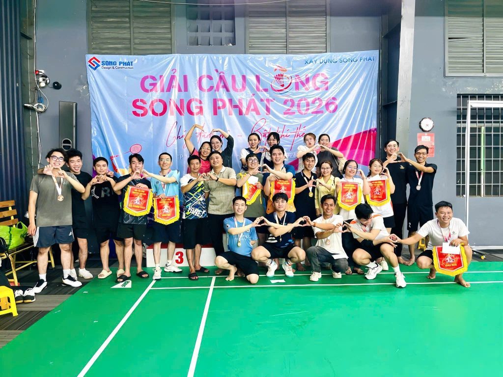 Khoảnh khắc lưu niệm của đại gia đình Song Phát sau một ngày thi đấu sôi nổi.