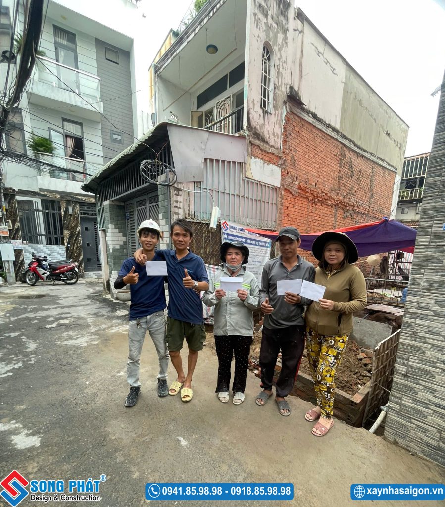 Kỹ sư giám sát, cai công trình và toàn bộ anh em thợ tại các dự án.